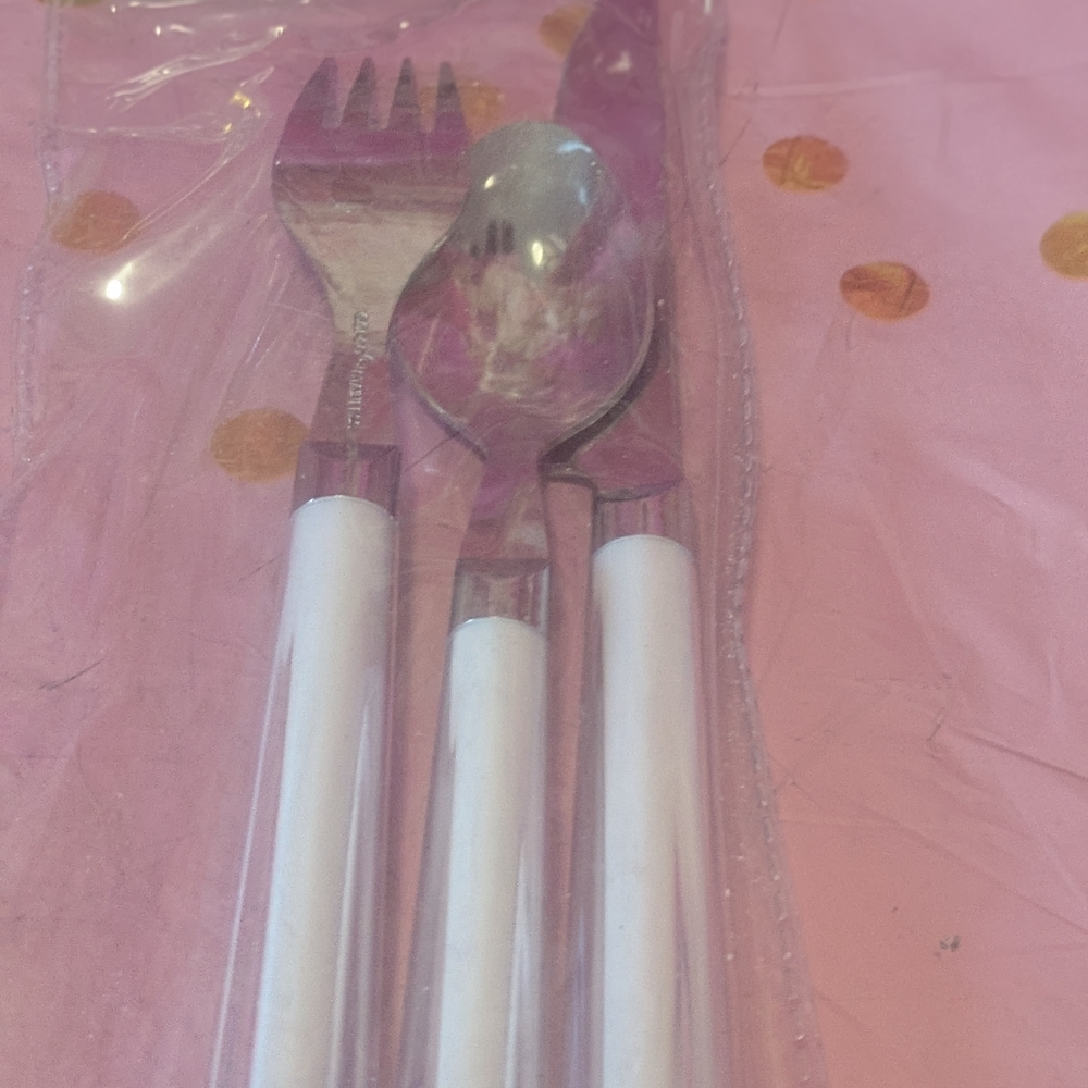 White Handle Stainless Steel Cutlery Set - 3 Piece